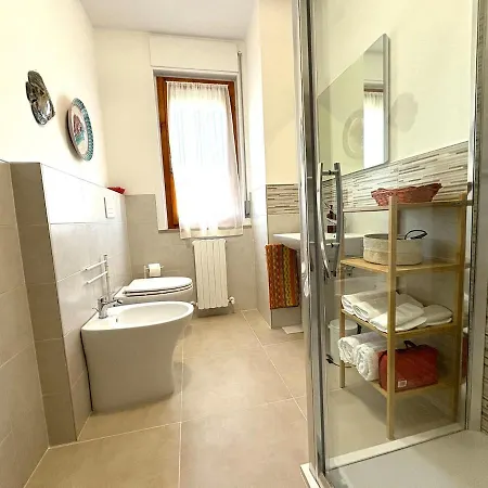 Oltre Le Mura Spello